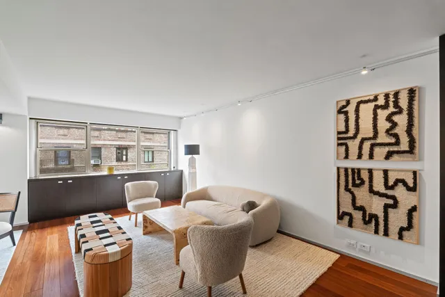 $3,450,000 | 40 East 78th Street, Unit 7H | Upper East Side