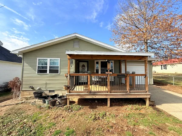 $145,000 | 1413 South McKinley Street, Harrisburg, IL 62946