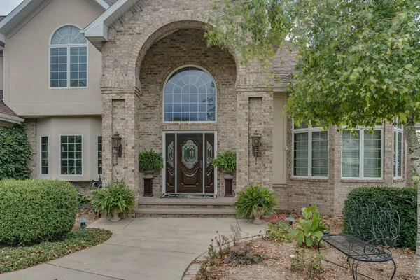 $945,000 | W7373 Spring Valley Drive, Greenville, WI 54942
