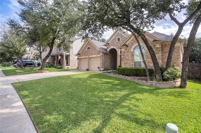 $2,900 | 3821 Octavia Lane, Round Rock, TX 78681