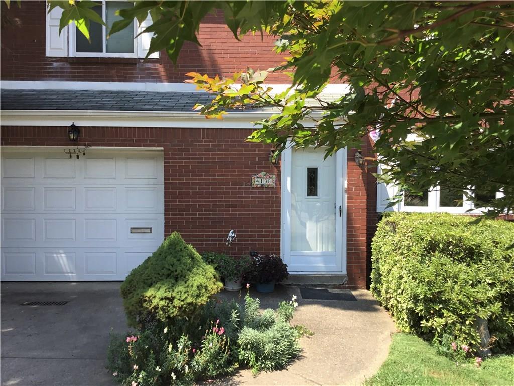 4138 Beehner Road Pittsburgh, PA 15217 - Photo 2 of 22 Closeup of level entry