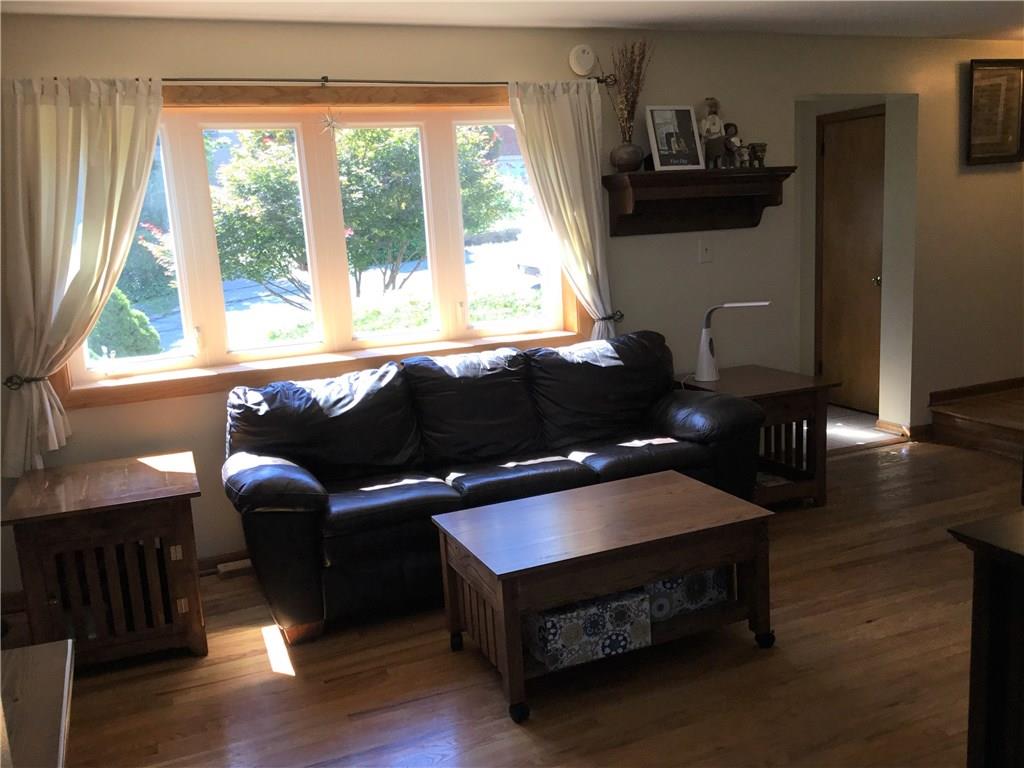 4138 Beehner Road Pittsburgh, PA 15217 - Photo 6 of 22 Sunny bay window