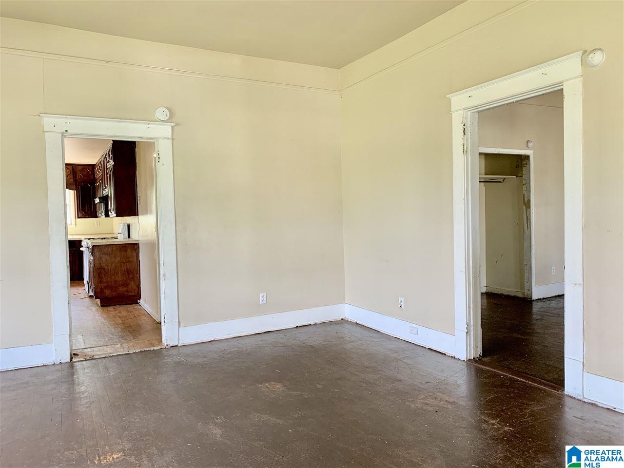 4736 Terrace South Birmingham, AL 35208 - Photo 5 of 19