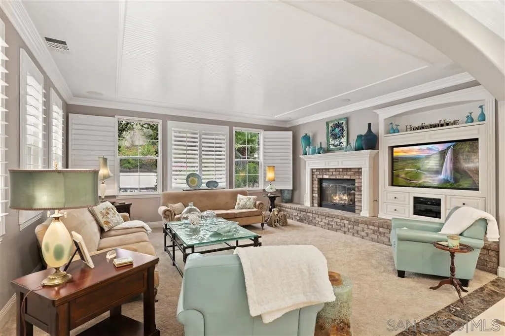 2574 Discovery Road Carlsbad, CA 92009 - Photo 9 of 25 Gallery Image 9