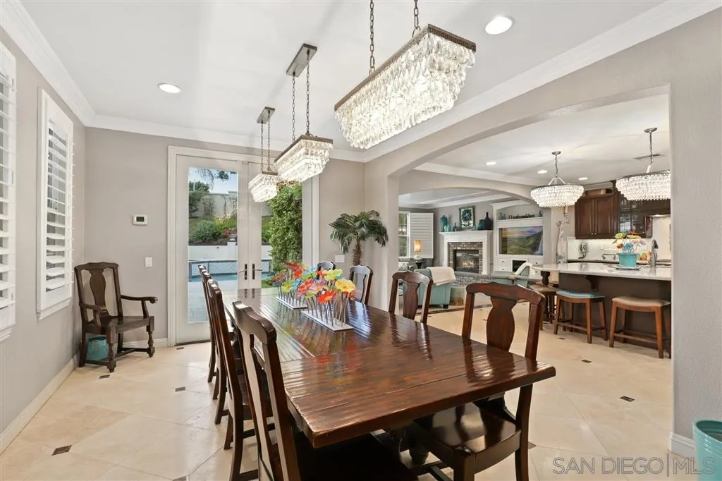 2574 Discovery Road Carlsbad, CA 92009 - Photo 10 of 25 Gallery Image 10