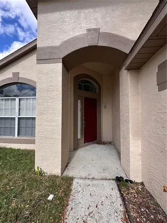 $2,350 | 8149 Woodsworth Drive, Orlando, FL 32817