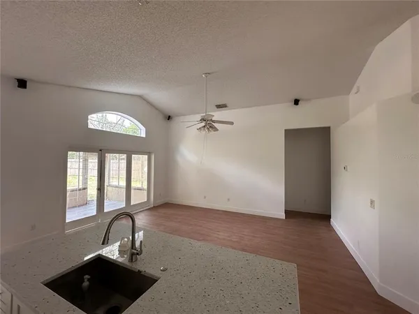 $2,350 | 8149 Woodsworth Drive, Orlando, FL 32817