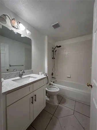 $2,350 | 8149 Woodsworth Drive, Orlando, FL 32817