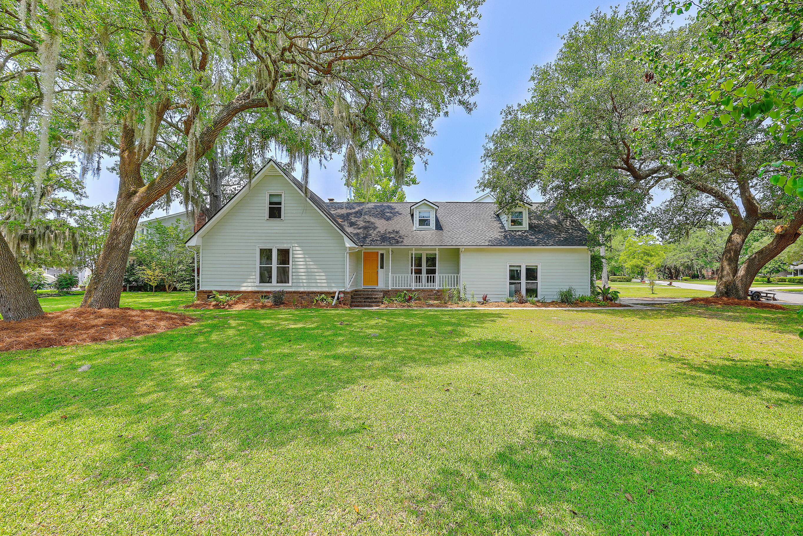 2403 Pristine View Road Charleston, SC 29414 - Photo 2 of 82 ZYN_1538_39_40_41_42_43_44