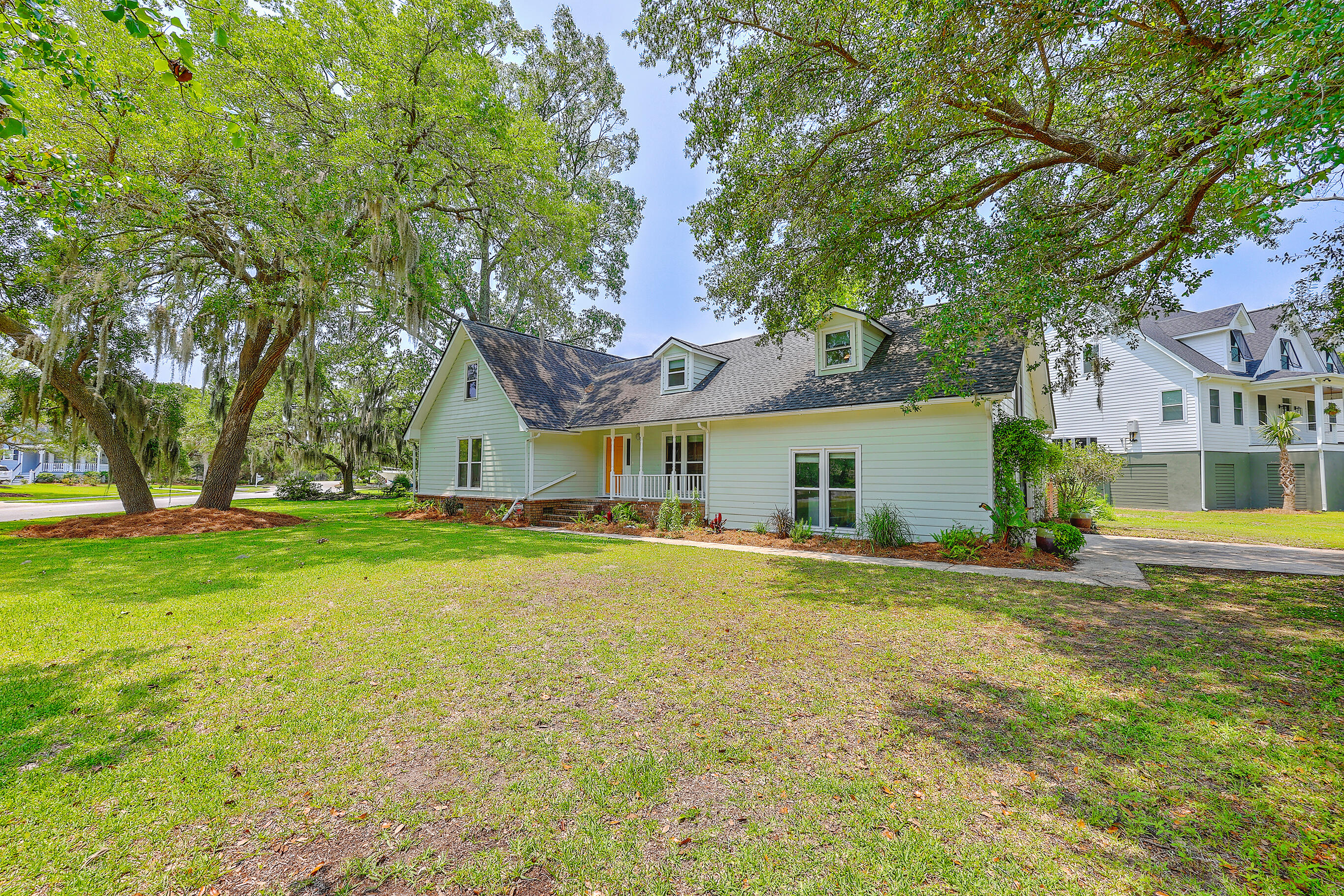 2403 Pristine View Road Charleston, SC 29414 - Photo 3 of 82 ZYN_1559_60_61_62_63_64_65