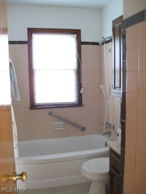 5757 Turney Road Garfield Heights, OH 44125 - Photo 4 of 9