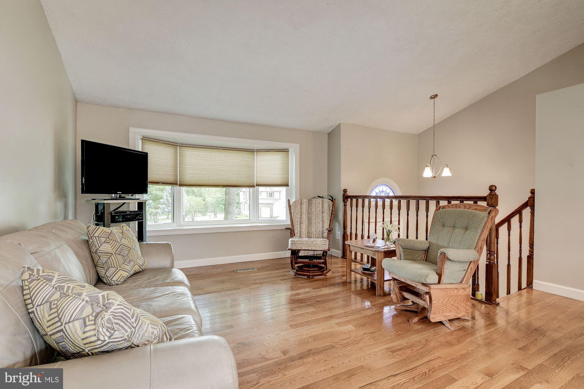 1300 Silo Way Silver Spring, MD 20905 - Photo 4 of 30 Living Room, hardwoods bay window