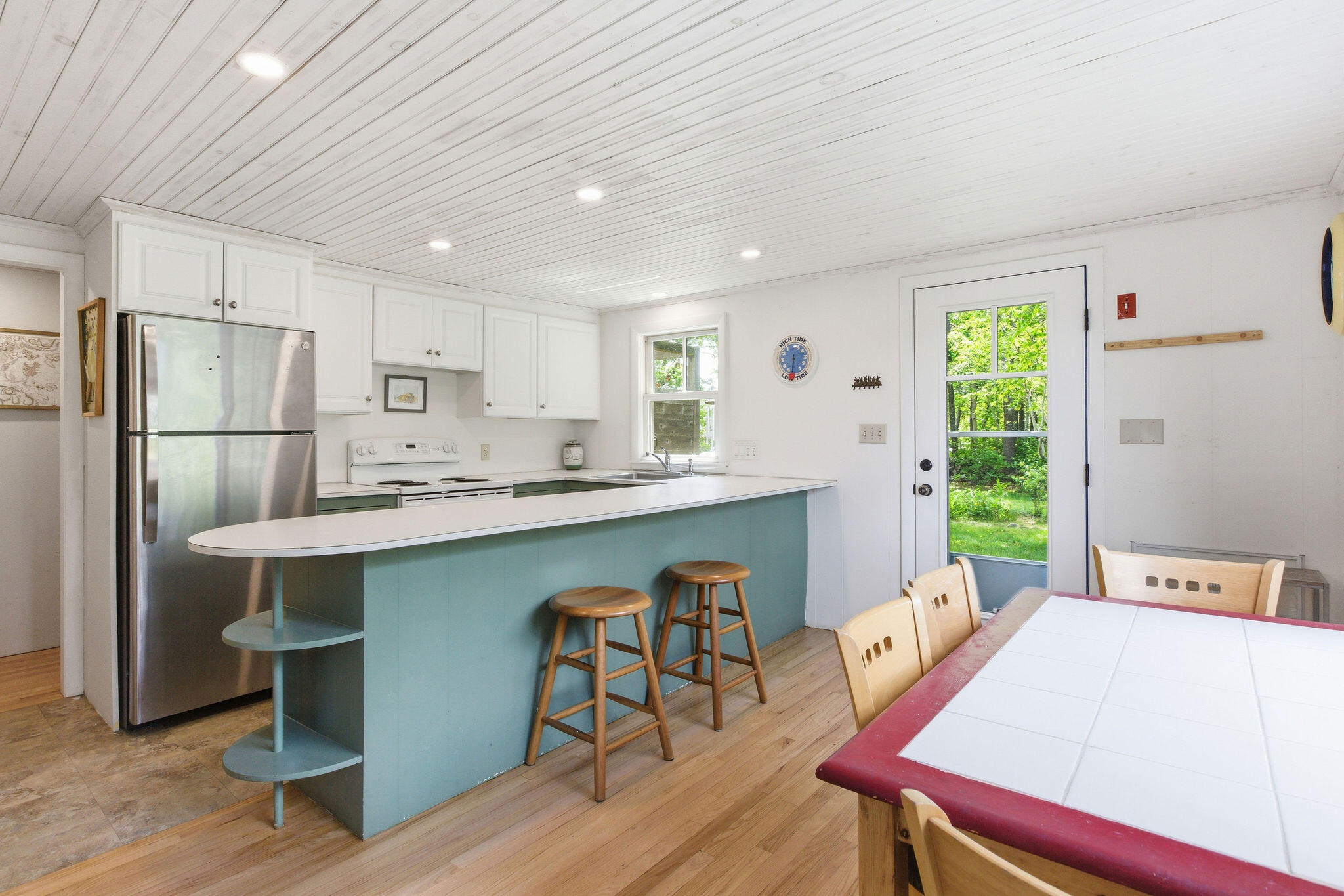 21 Town Hall Road Truro, MA 02666 - Photo 10 of 28 10