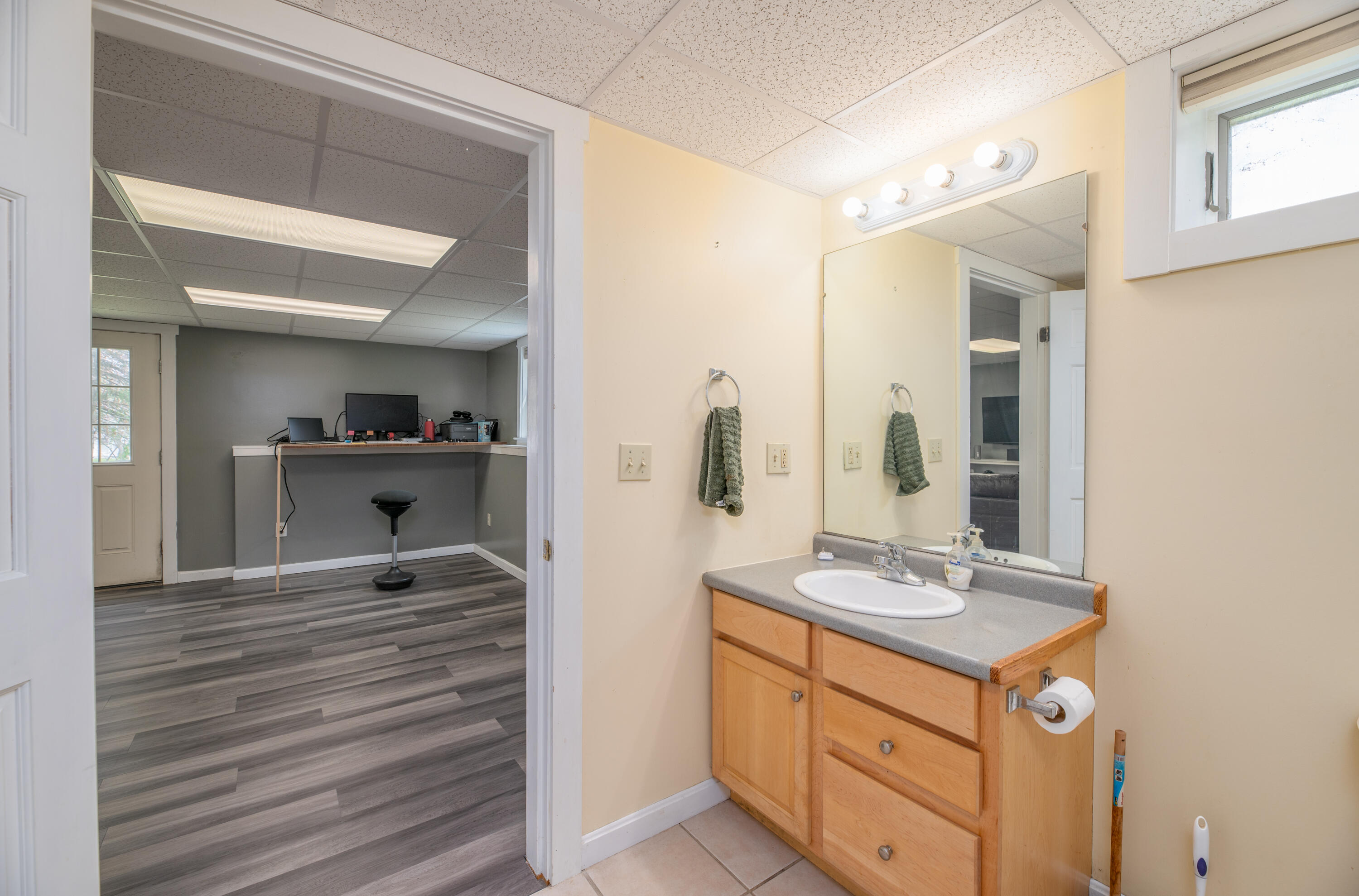 101 Readfield Road Manchester, ME 04351 - Photo 32 of 34 Interior9