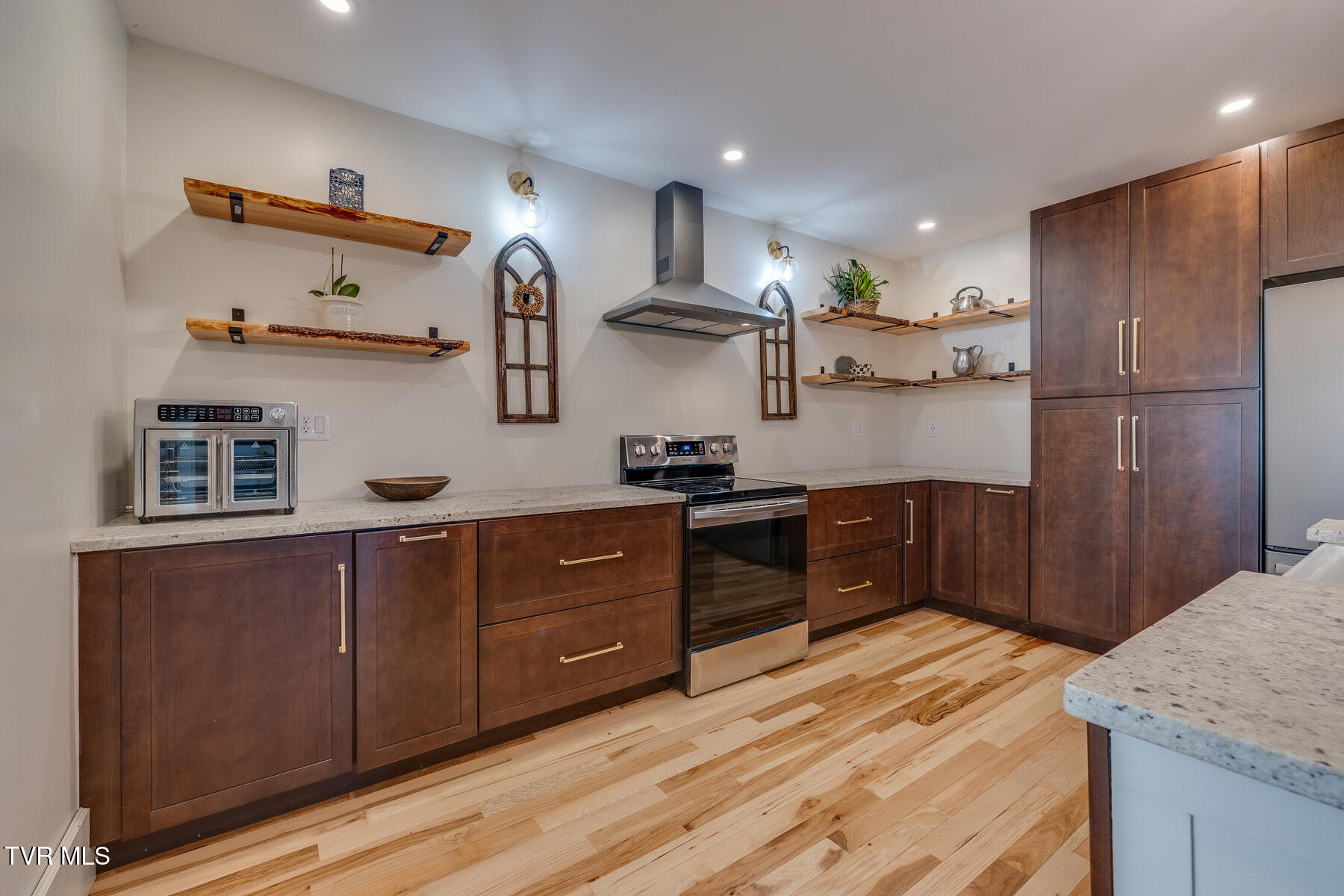 725 Reece Road Chuckey, TN 37641 - Photo 14 of 44 Gorgeous Kitchen