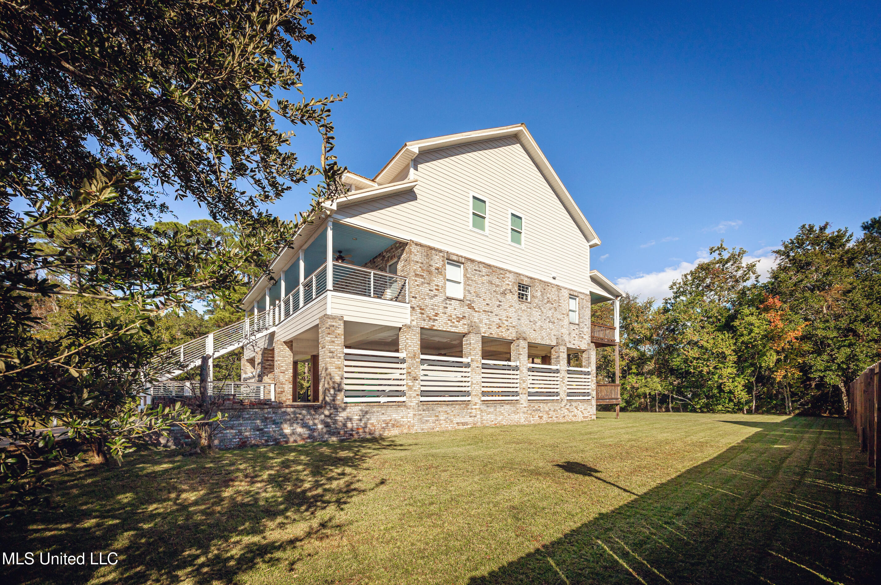 6316 Porteaux Road Ocean Springs, MS 39564 - Photo 105 of 123 IMG_5545