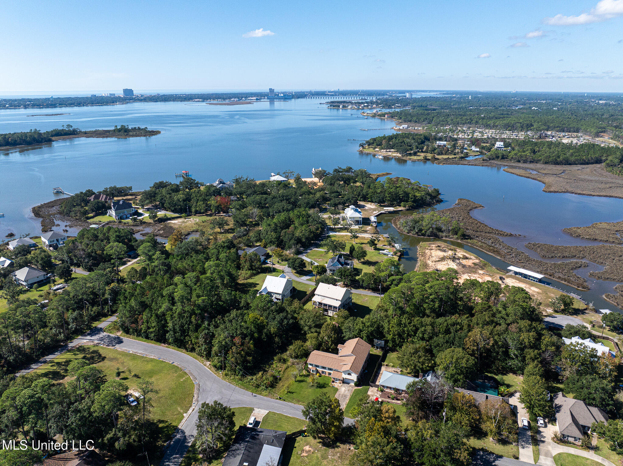 6316 Porteaux Road Ocean Springs, MS 39564 - Photo 119 of 123 DJI_20251106104401_0028_D-2