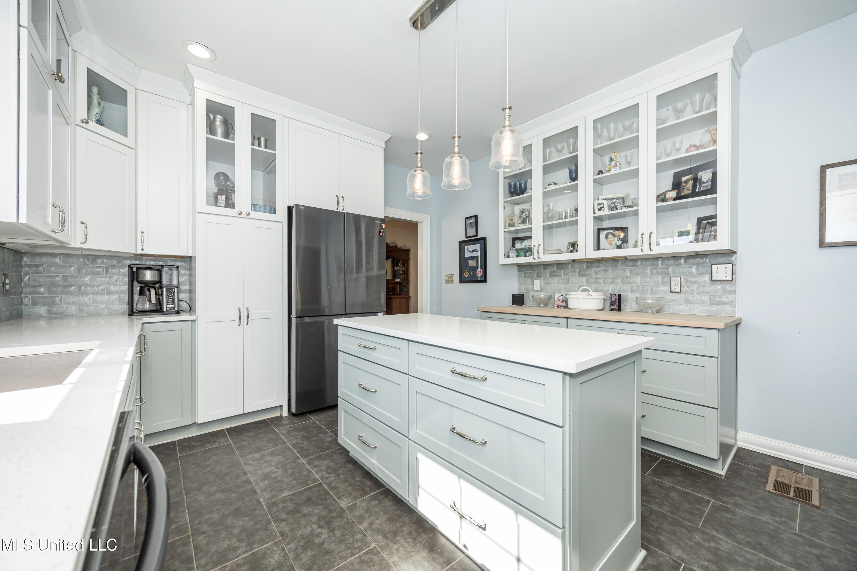 6316 Porteaux Road Ocean Springs, MS 39564 - Photo 18 of 123 IMG_5341