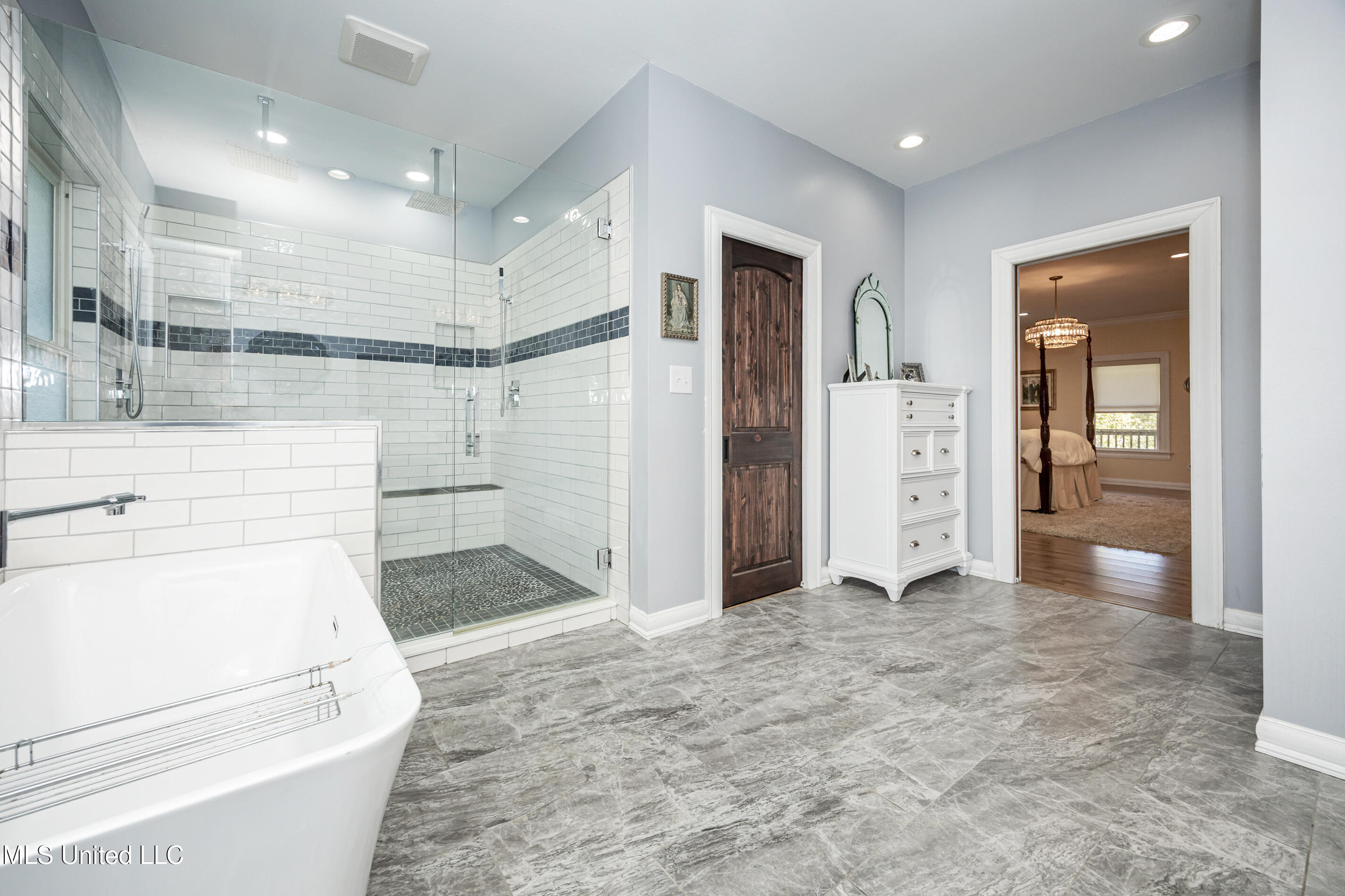 6316 Porteaux Road Ocean Springs, MS 39564 - Photo 33 of 123 IMG_5358