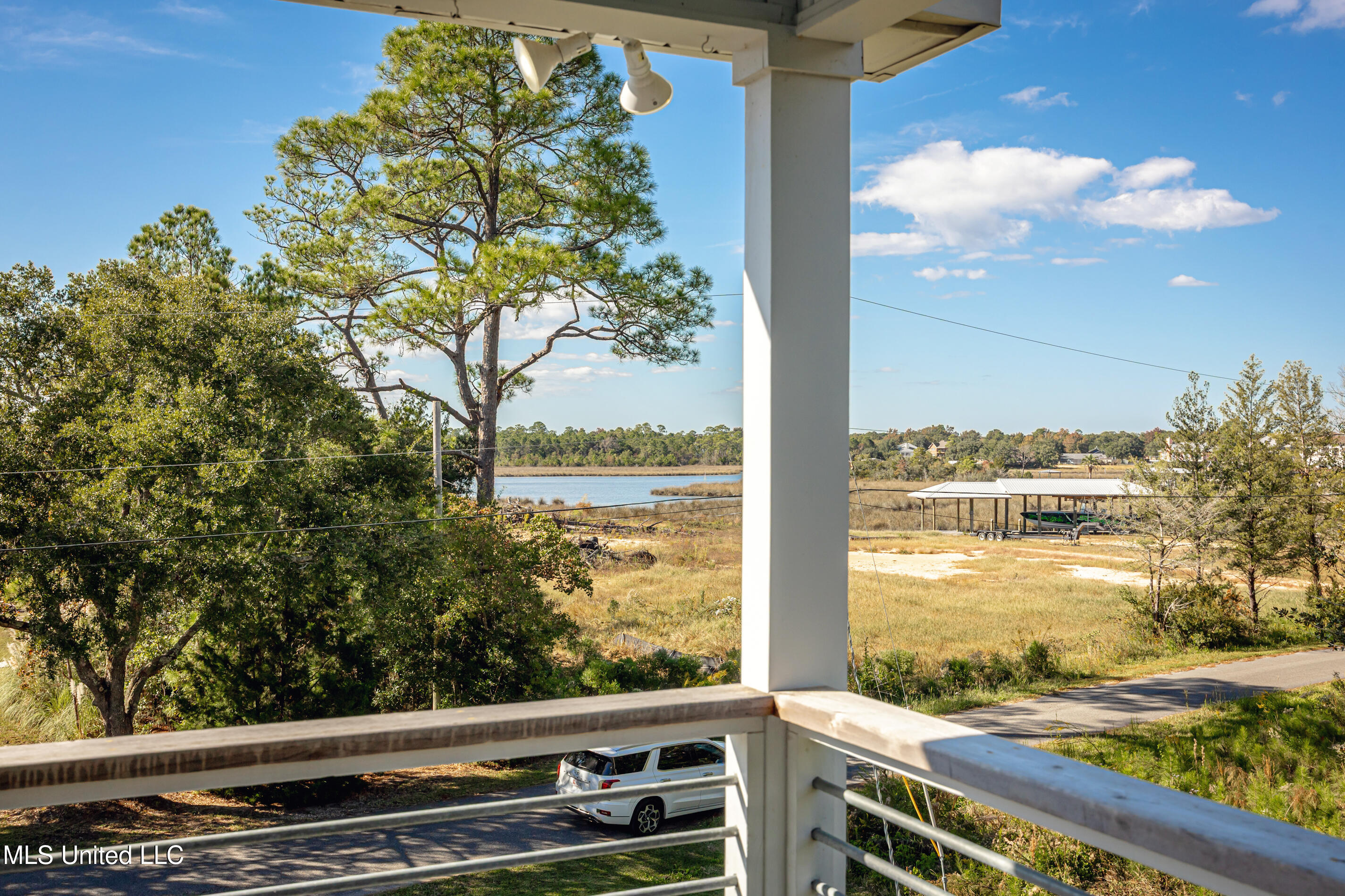 6316 Porteaux Road Ocean Springs, MS 39564 - Photo 9 of 123 IMG_5449