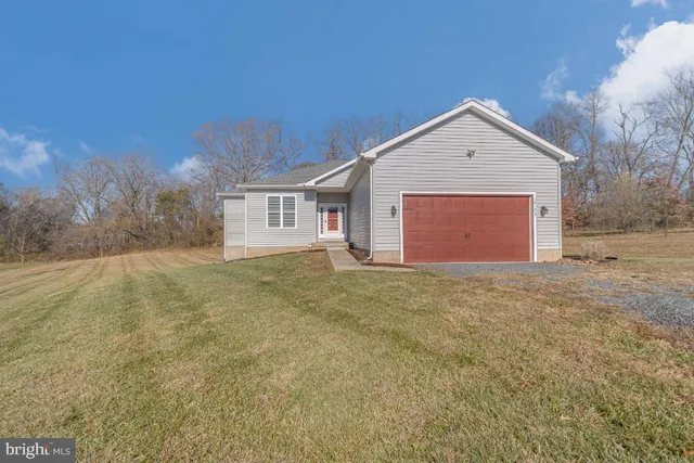 a view of outdoor space yard and garage