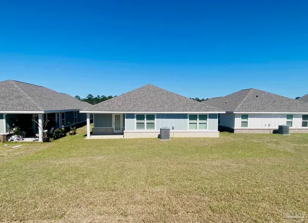 $2,250 | 3021 Serviceberry Road, Cantonment, FL 32533
