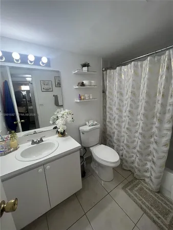 $1,750 | 666 West 81st Street, Unit 407, Hialeah, FL 33014