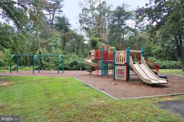 $3,000 | 6621 Edsall Road, Springfield, VA 22151