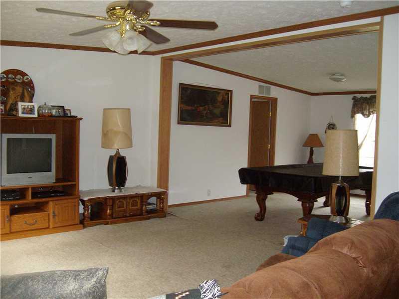 4005 Ballinger Road Martinsville, IN 46151 - Photo 11 of 19 Gallery Image 11