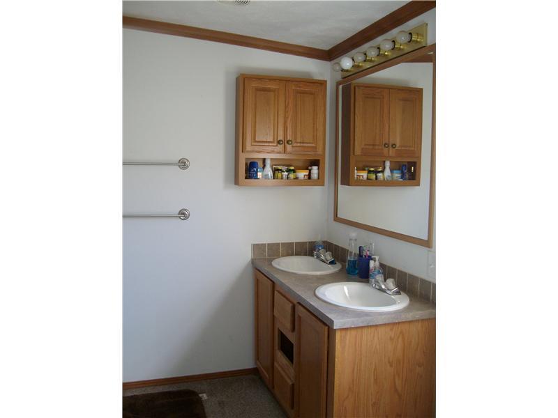 4005 Ballinger Road Martinsville, IN 46151 - Photo 17 of 19 Gallery Image 17