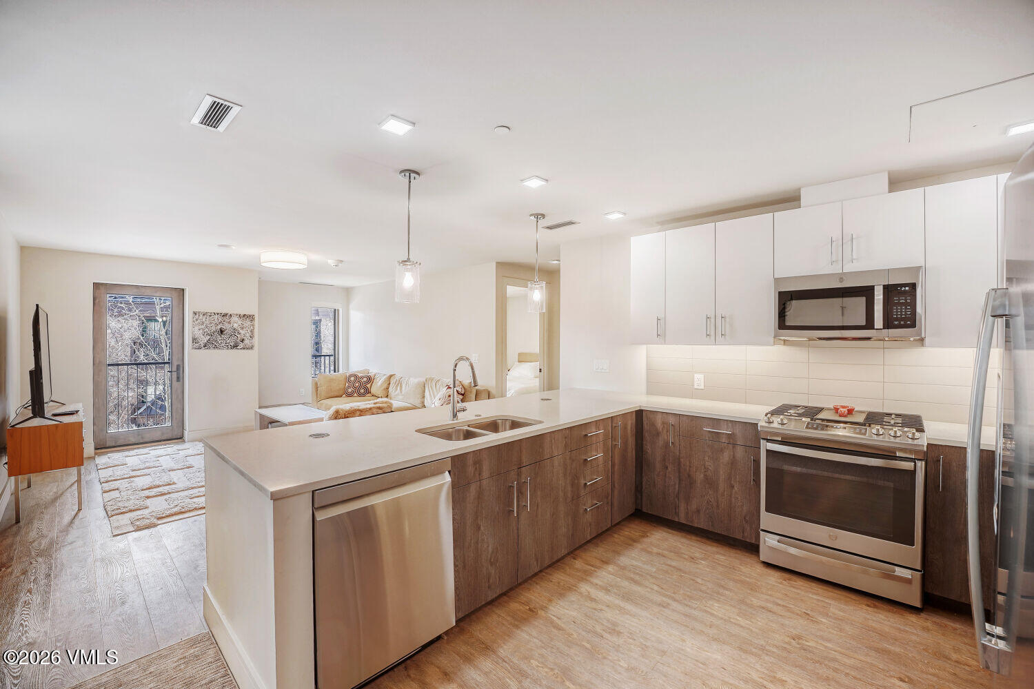 430 South Frontage Road East, Unit RUH Vail, CO 81657 - Photo 4 of 17 430 S Frontage Rd E RU-H - Web Quality -