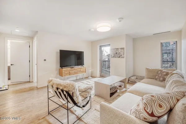 $1,500,000 | 430 South Frontage Road East, Unit RUH, Vail, CO 81657