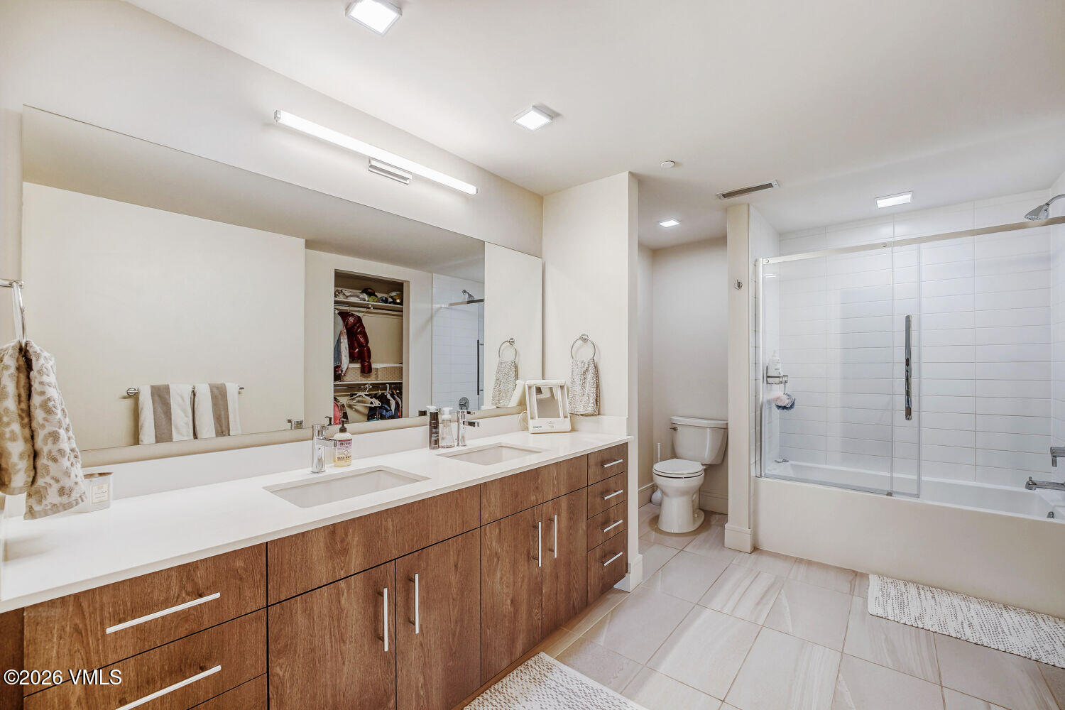 430 South Frontage Road East, Unit RUH Vail, CO 81657 - Photo 9 of 17 430 S Frontage Rd E RU-H - Web Quality -