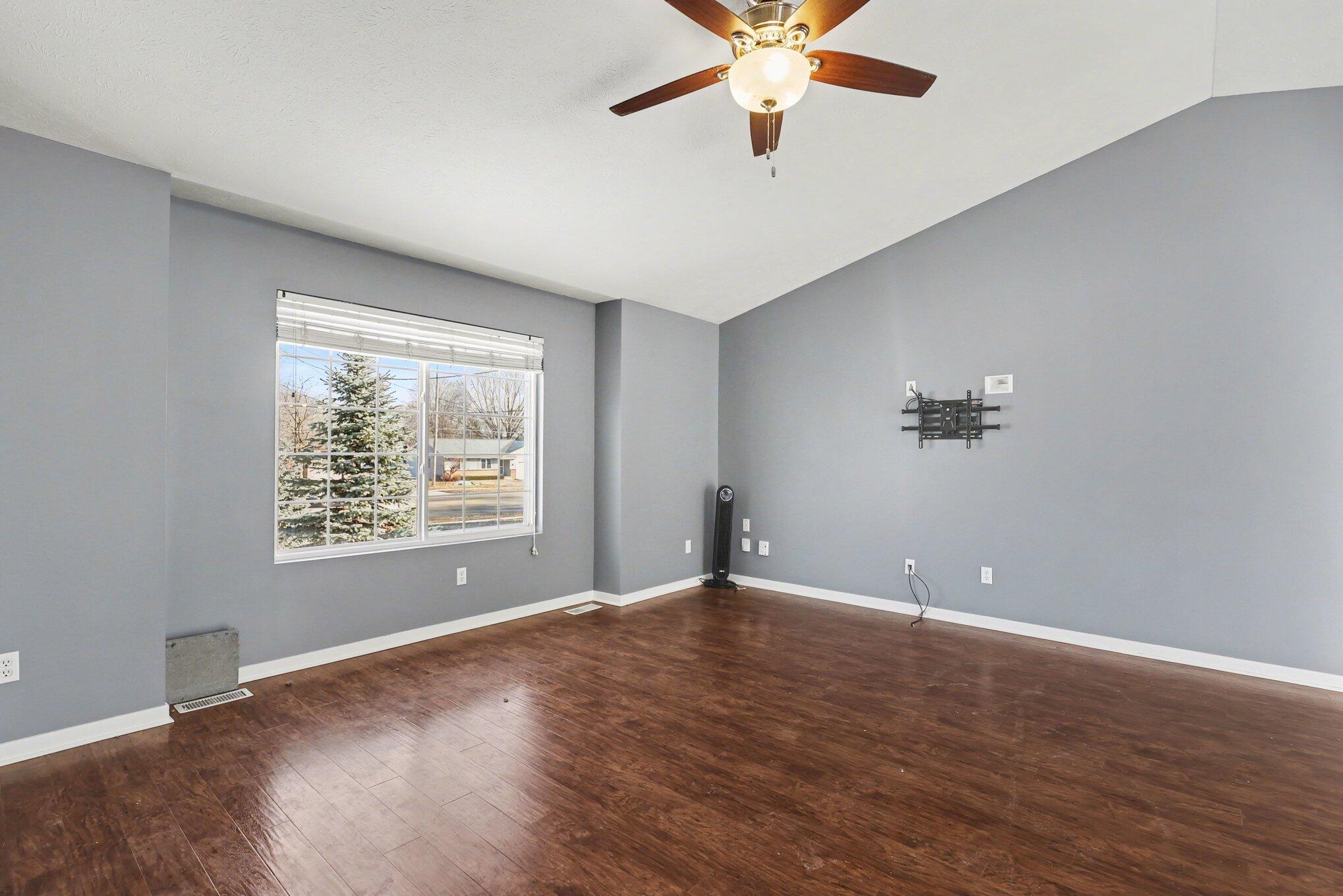 2272 Baldwin Street Jenison, MI 49428 - Photo 5 of 21 006_file_1705