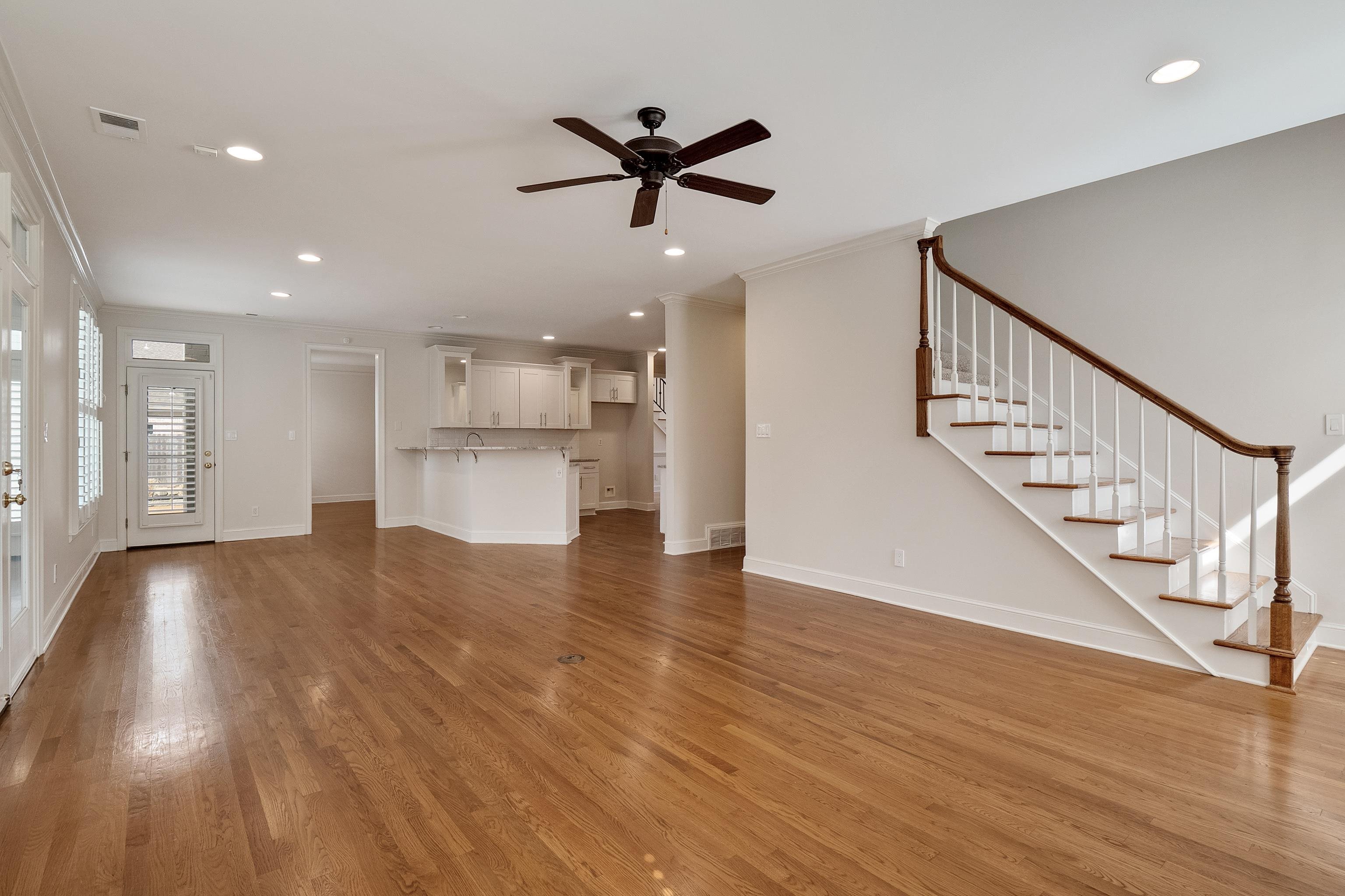 1813 Grovecrest Road Germantown, TN 38139 - Photo 8 of 32 Gallery Image 8