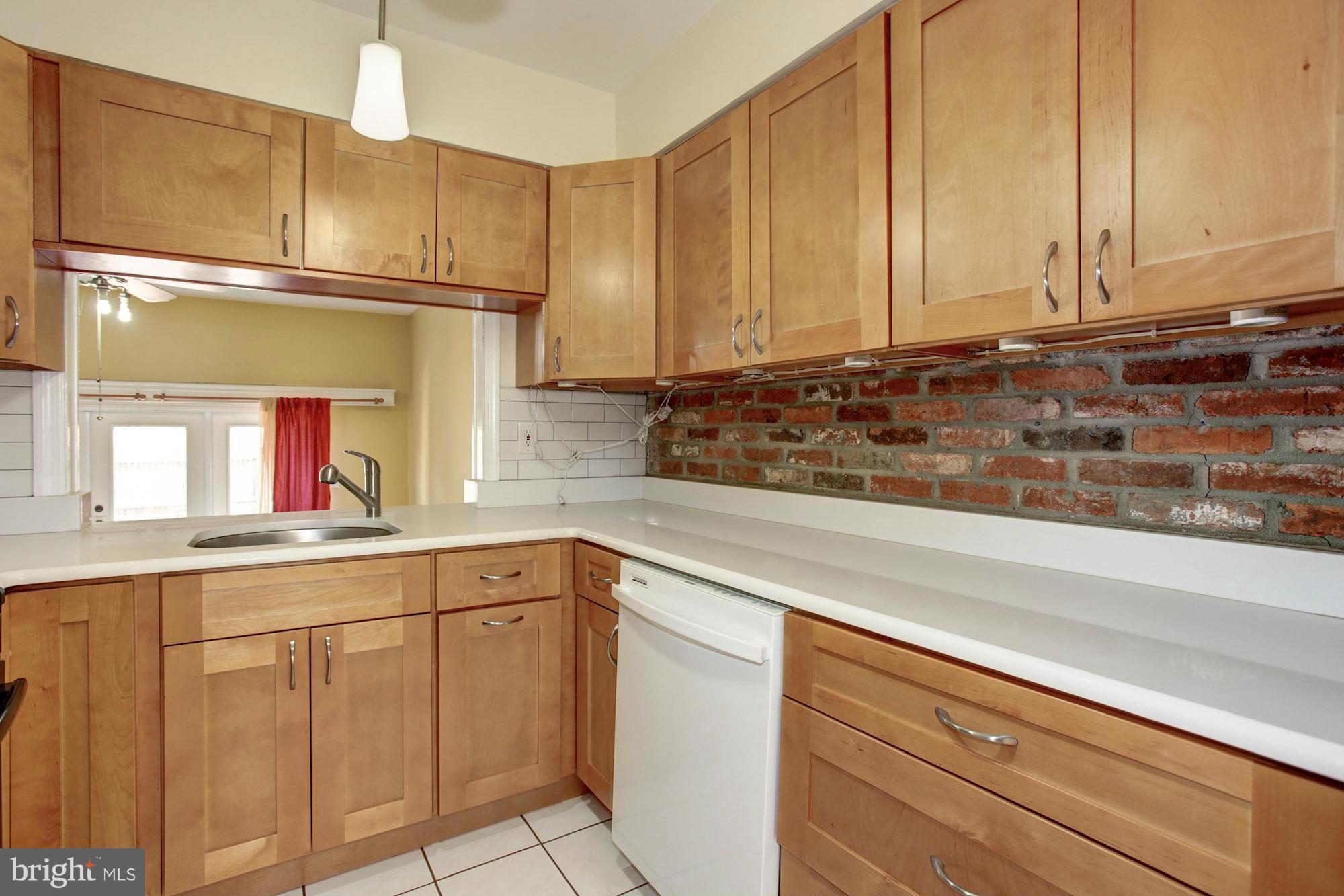 8358 Forrester Boulevard, Unit 471 Springfield, VA 22152 - Photo 6 of 30 Kitchen