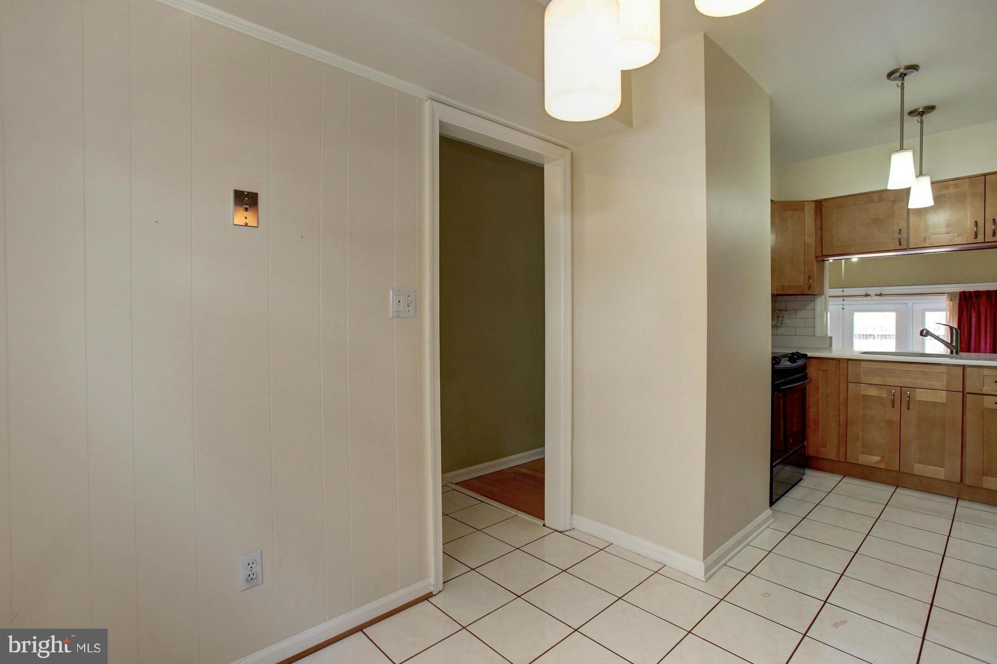 8358 Forrester Boulevard, Unit 471 Springfield, VA 22152 - Photo 10 of 30 Kitchen