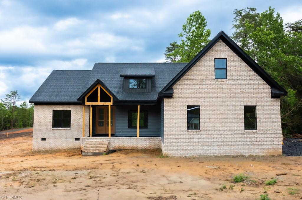 387 Vernon Road Reidsville, NC 27320 - Photo 3 of 11