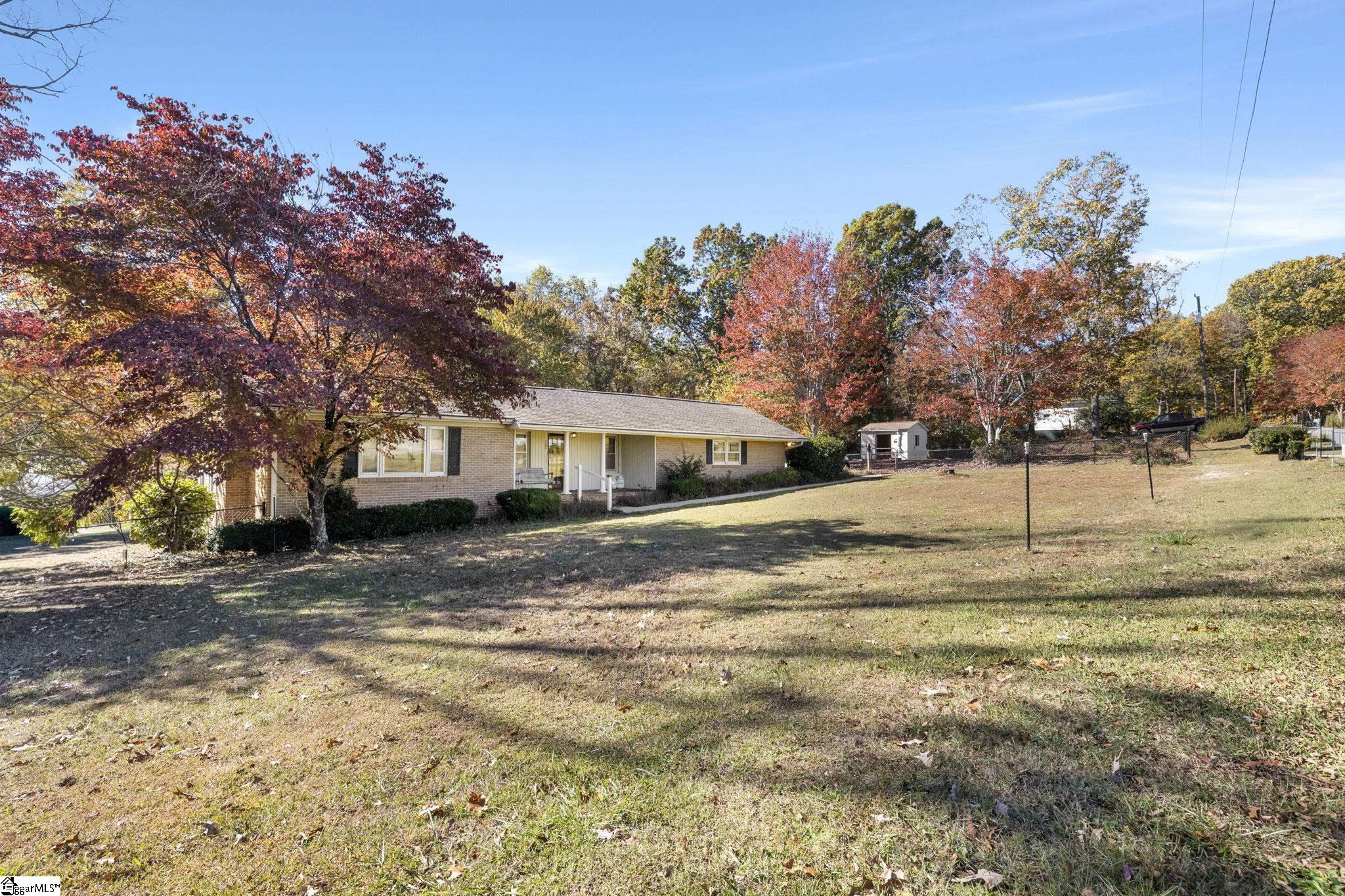 155 Ferguson Road Pickens, SC 29671 - Photo 2 of 40