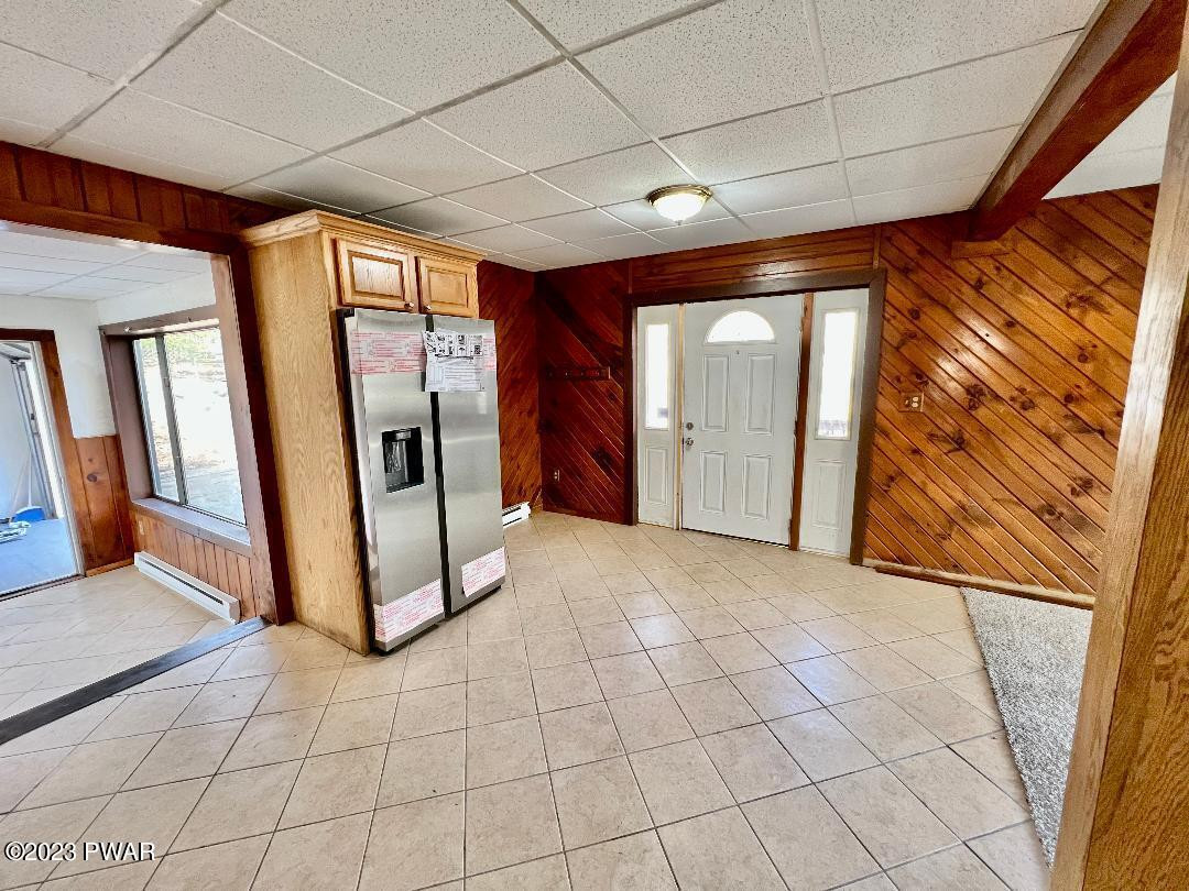 102 Keystone Drive Dingmans Ferry, PA 18328 - Photo 3 of 15 Kitchen