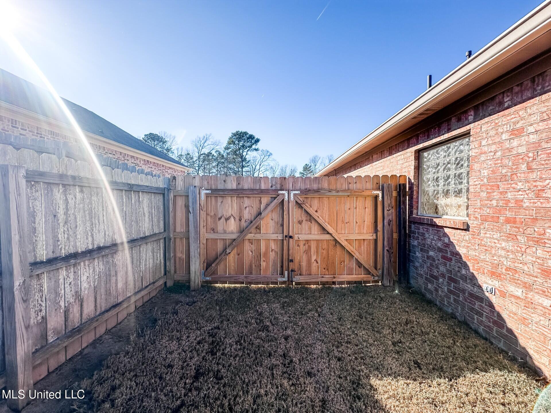 161 Britton Circle Flowood, MS 39232 - Photo 3 of 21 DoubleGate