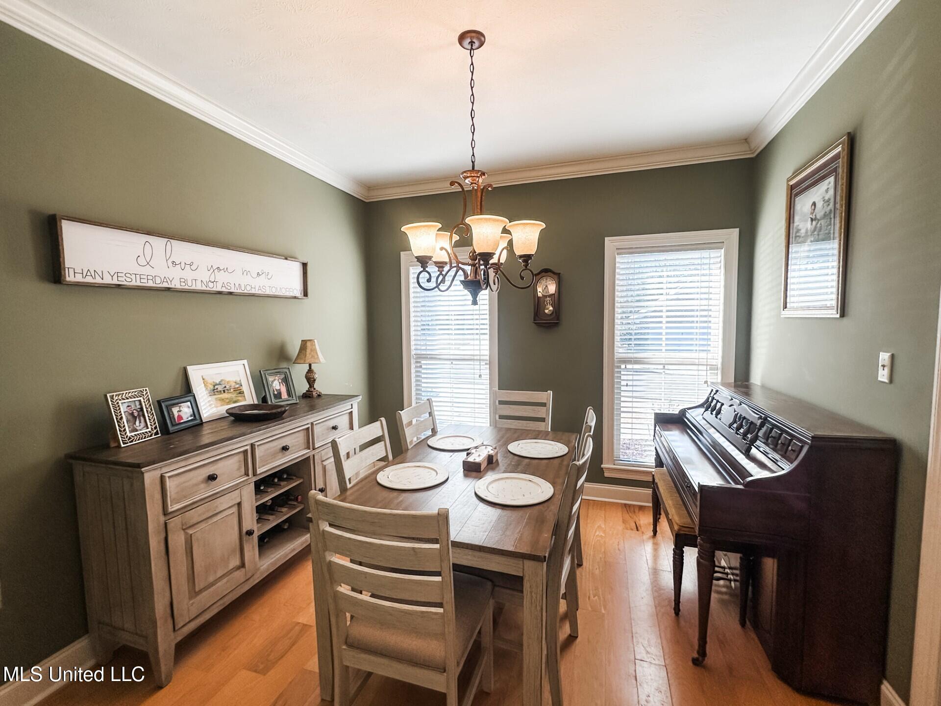 161 Britton Circle Flowood, MS 39232 - Photo 9 of 21 FormalDining2