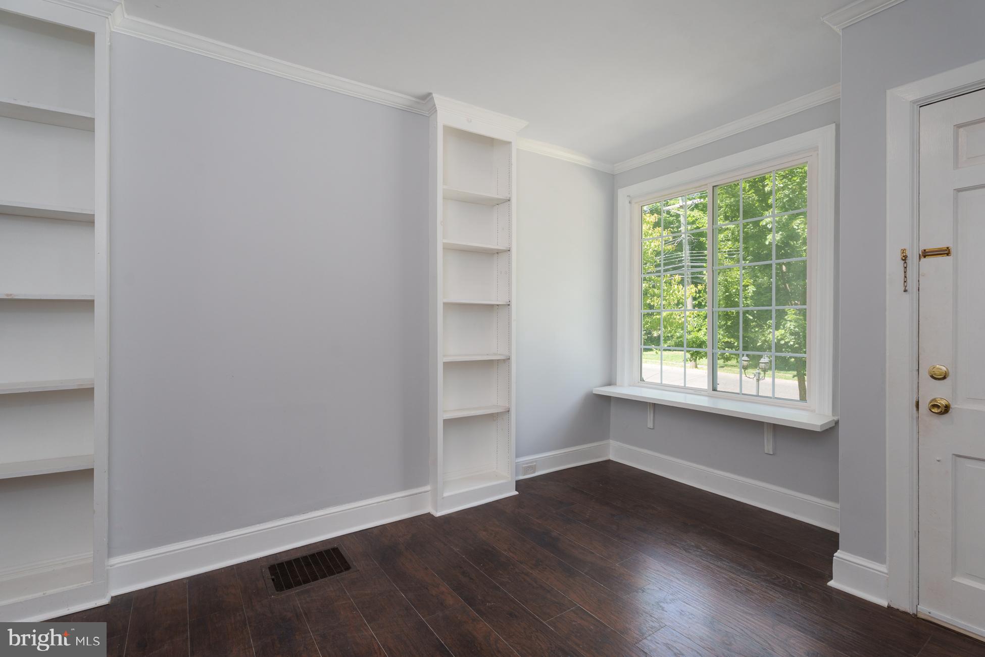 156 Mercer Street Princeton, NJ 08540 - Photo 5 of 32