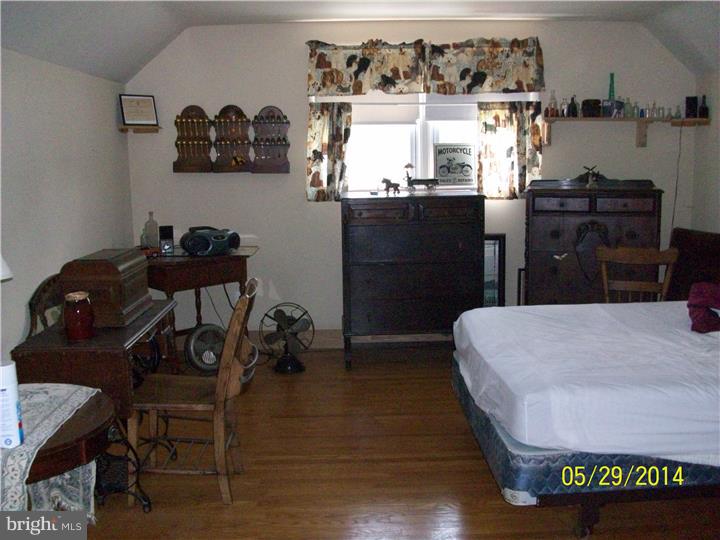 2307 Beverly Road Cinnaminson, NJ 08077 - Photo 14 of 21 Bedroom 2
