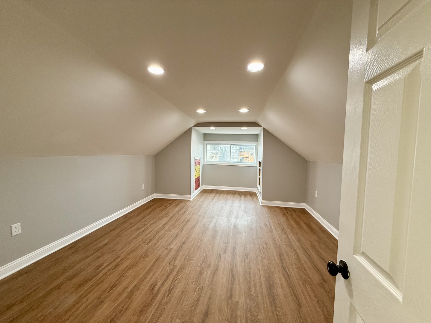 7945 South Perry Avenue Chicago, IL 60620 - Photo 20 of 30