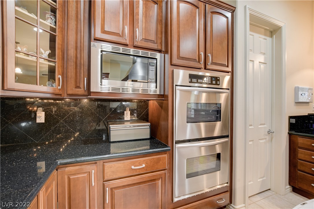 10152 Hailey Lynne Road Las Vegas, NV 89183 - Photo 8 of 50 Gallery Image 8