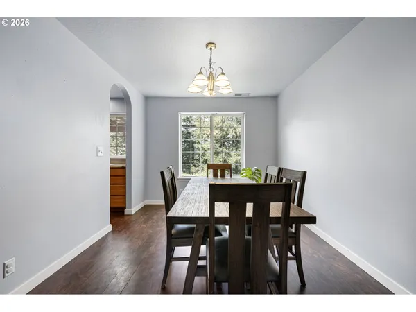 $425,000 | 885 Kristen Way, Cottage Grove, OR 97424