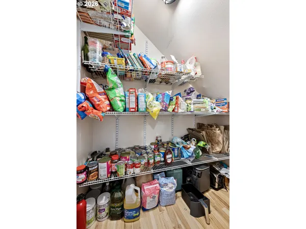 $425,000 | 885 Kristen Way, Cottage Grove, OR 97424