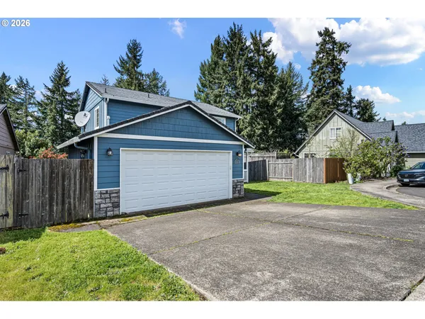$425,000 | 885 Kristen Way, Cottage Grove, OR 97424