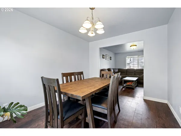 $425,000 | 885 Kristen Way, Cottage Grove, OR 97424